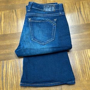 Buckle black 306 flare.